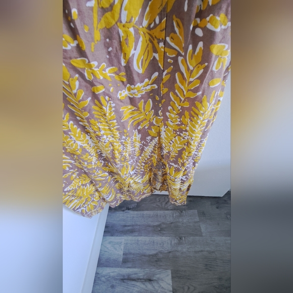 Long dress - Picture 2 of 4